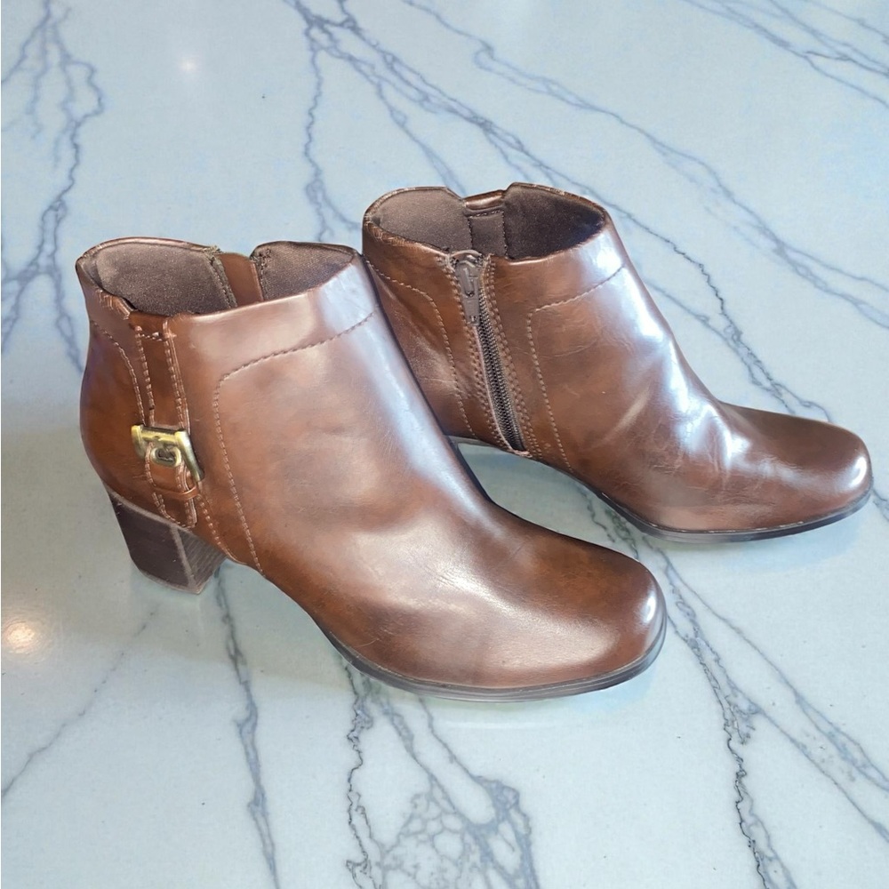 Vintage Covington chocolate brown ankle boots block heel Chunky size 8.5